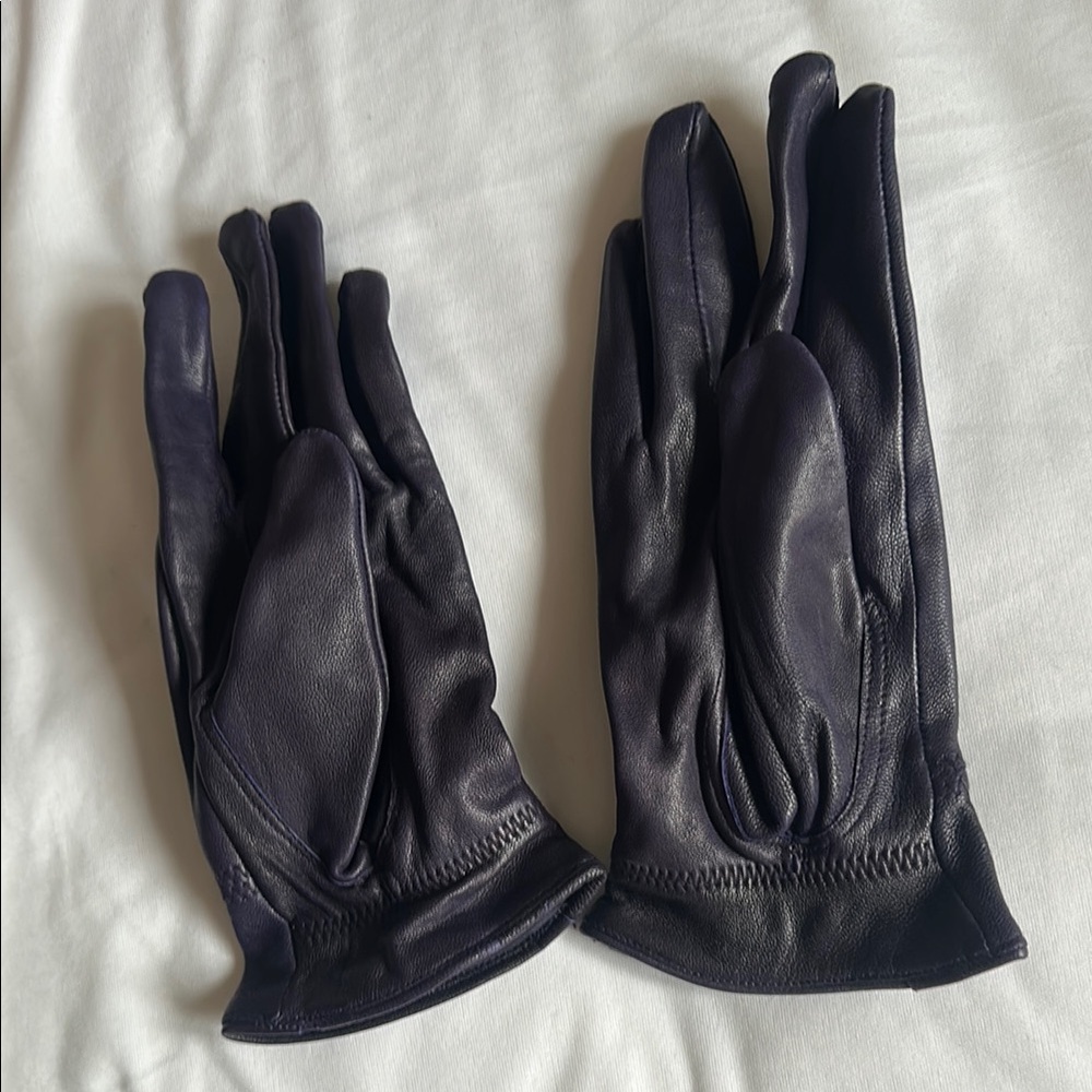 Elegant purple Leather Gloves for women